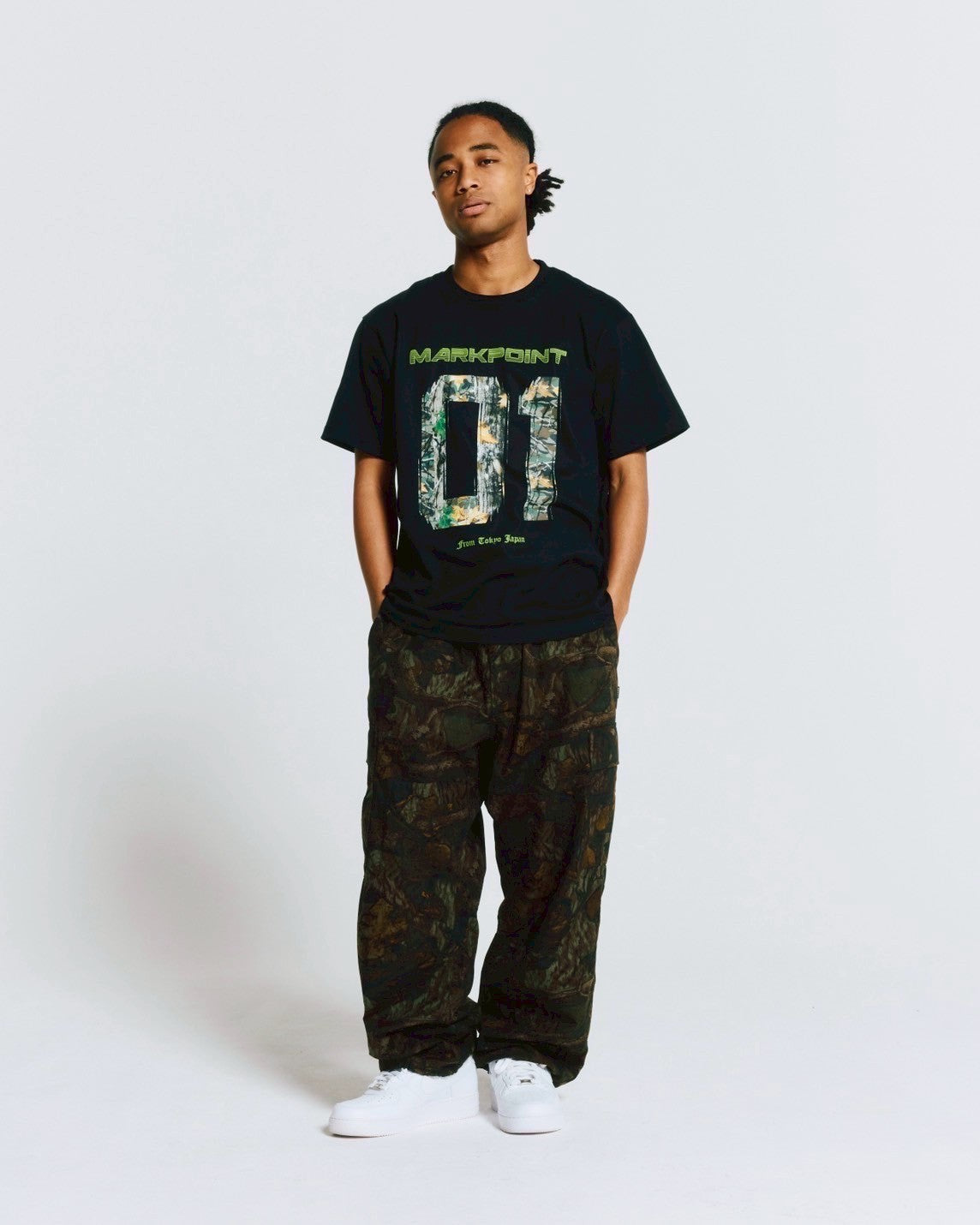 01 FOOTBALL S/S TEE