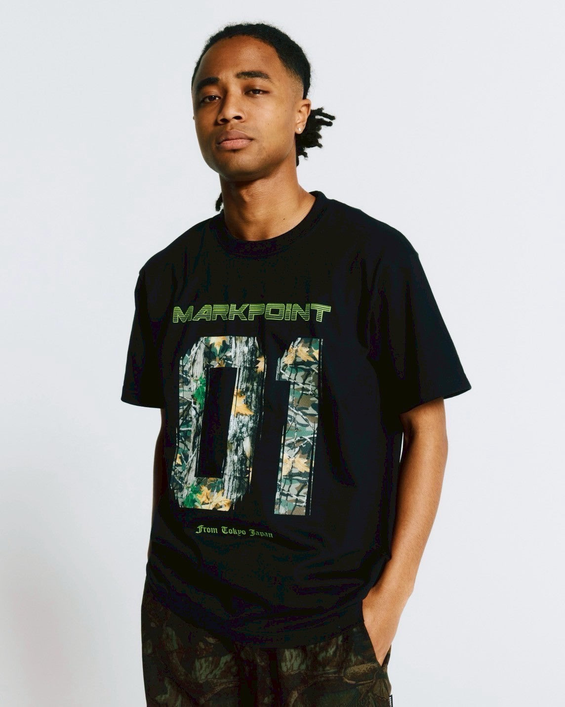 01 FOOTBALL S/S  TEE